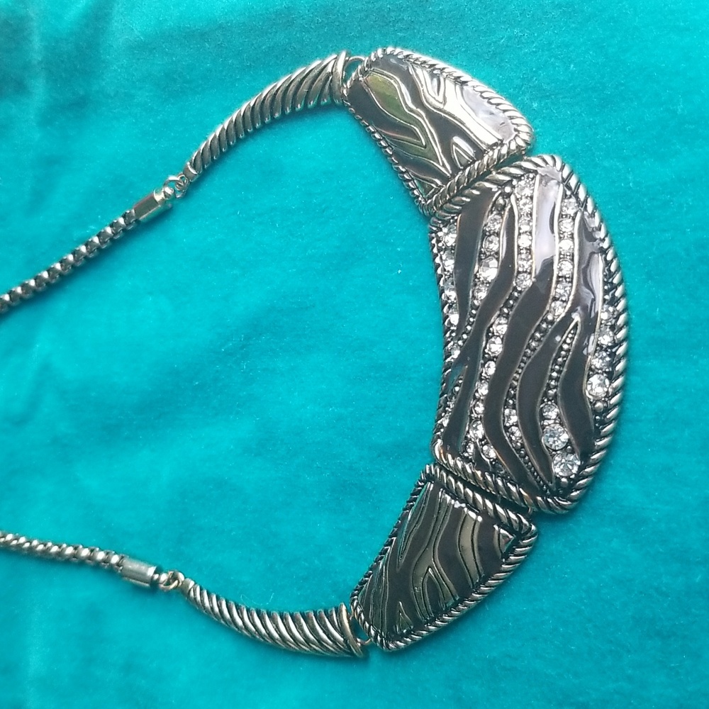 🌼6/$25 Vintage 80s Rhinestone Chunky Necklace